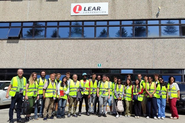 Firmenbesuch Lear