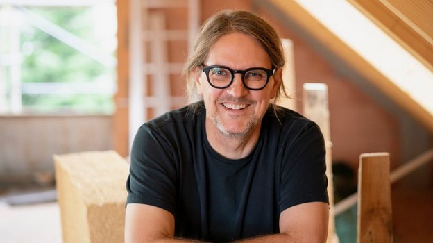 Portrait of Carsten Herbert